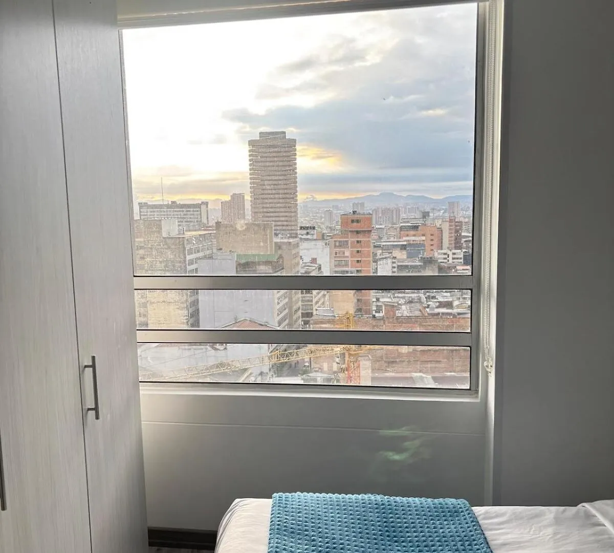 Loft Con Escritorio, Vista Y Gran Ubicacion Bogota Apartment 0*,  Colombia